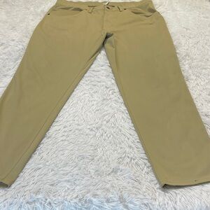 STYLUS Men's Khaki Chinos SIZE 36/30 
BUTTON FINISH FLAWED